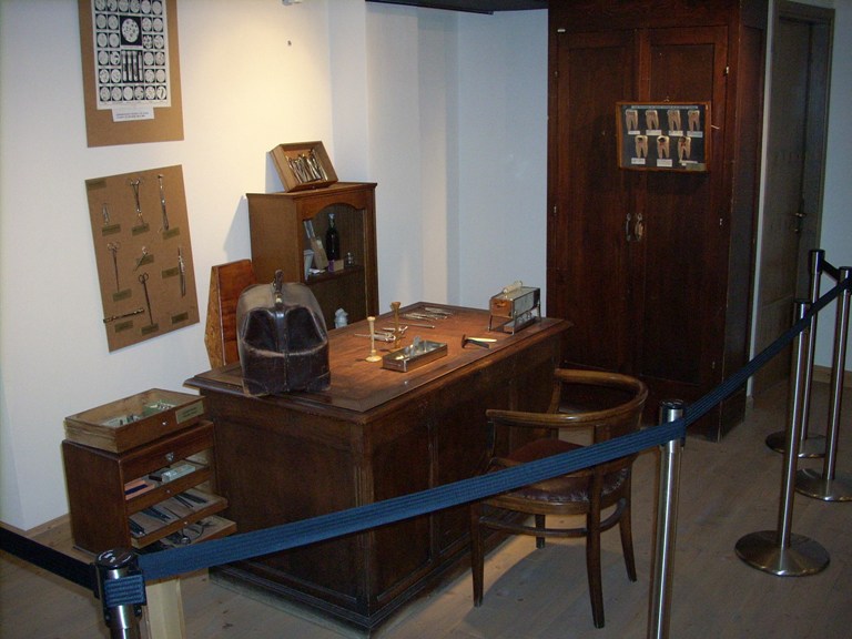 Golgi Museum, Corteno - 10.jpg